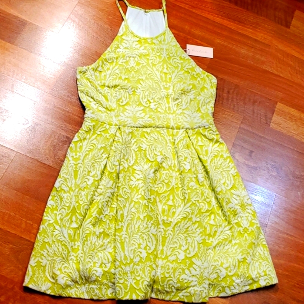Anthropologie Hutch yellow floral Jacquard fit flare sleeveless midi dress.Large